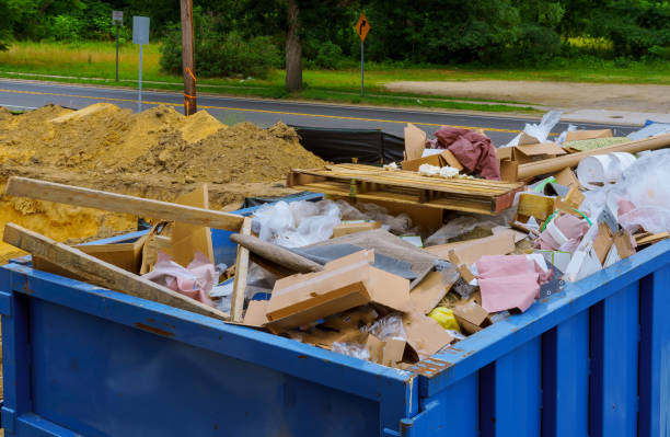 Best Estate Cleanout  in Waynesboro, MS